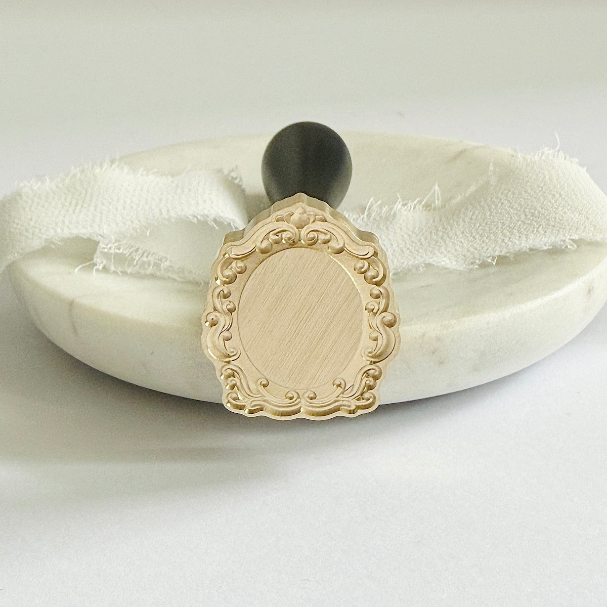 Oval Frame No. 7 Wax Stamp