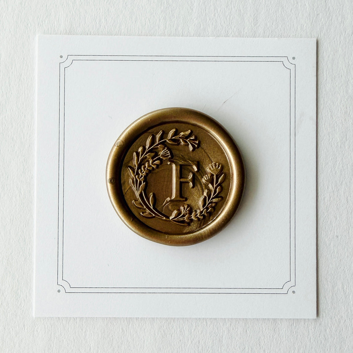 Initial Floral Wreath Round Wax Seal Stamp (A-Z)