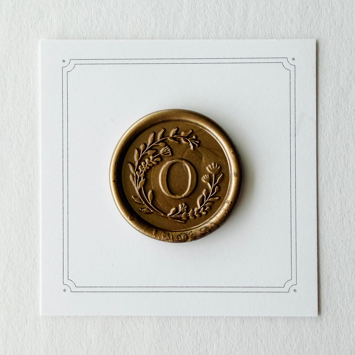 Initial Floral Wreath Round Wax Seal Stamp (A-Z)