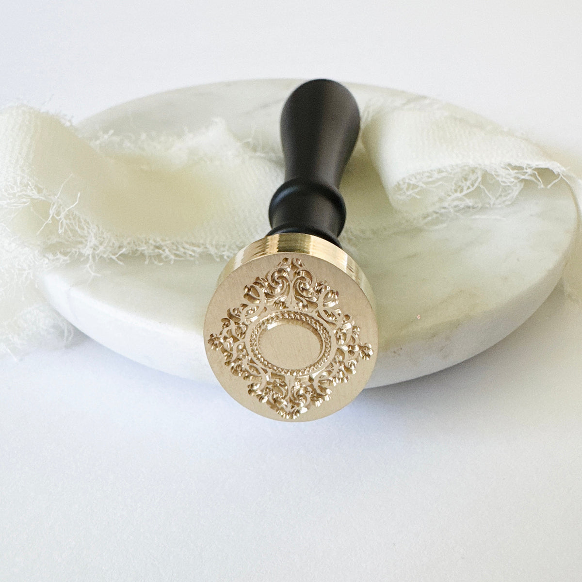 Heirloom Oval Frame Wax Stamp