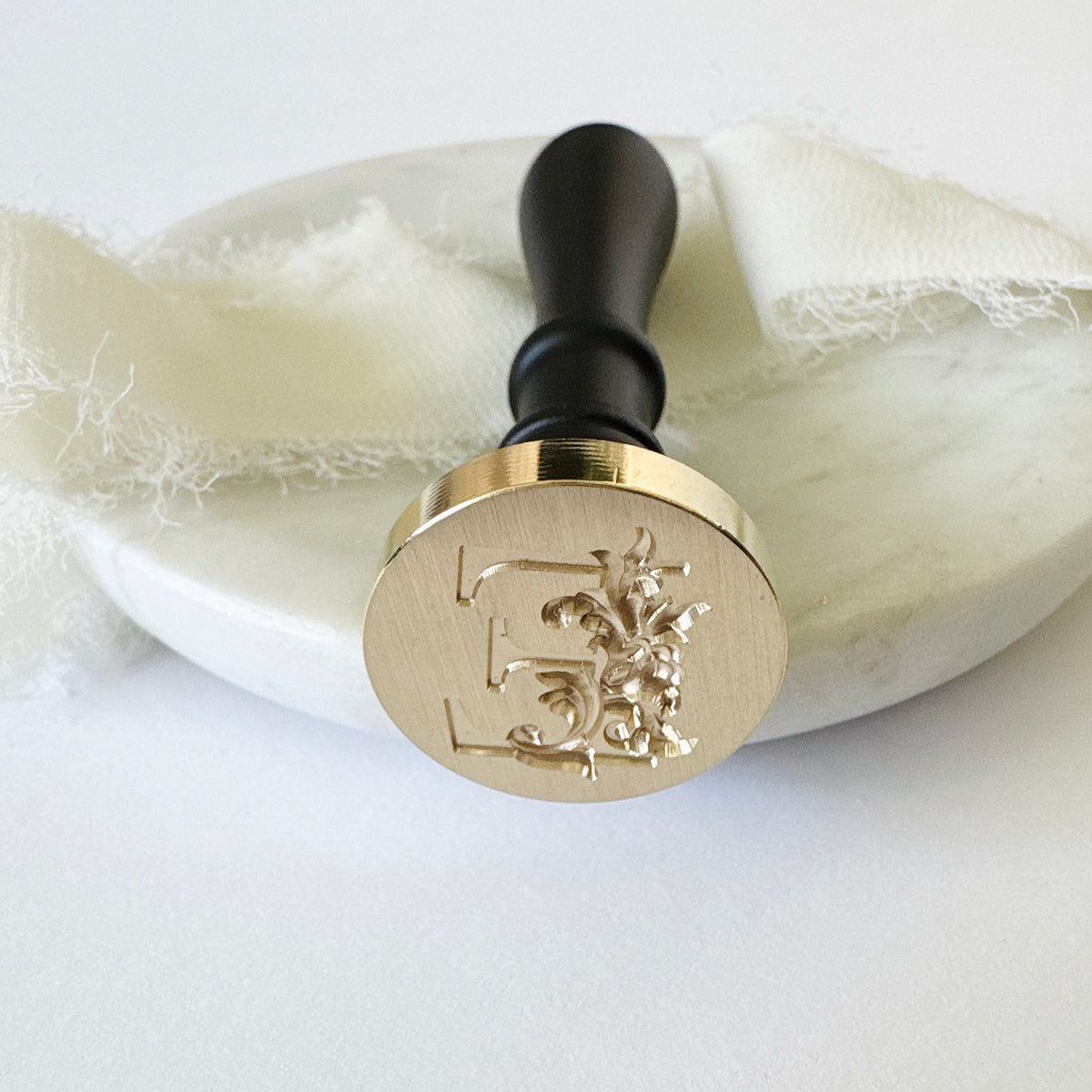 Initial Victorian Leaf Wax Seal Stamp (A-Z)