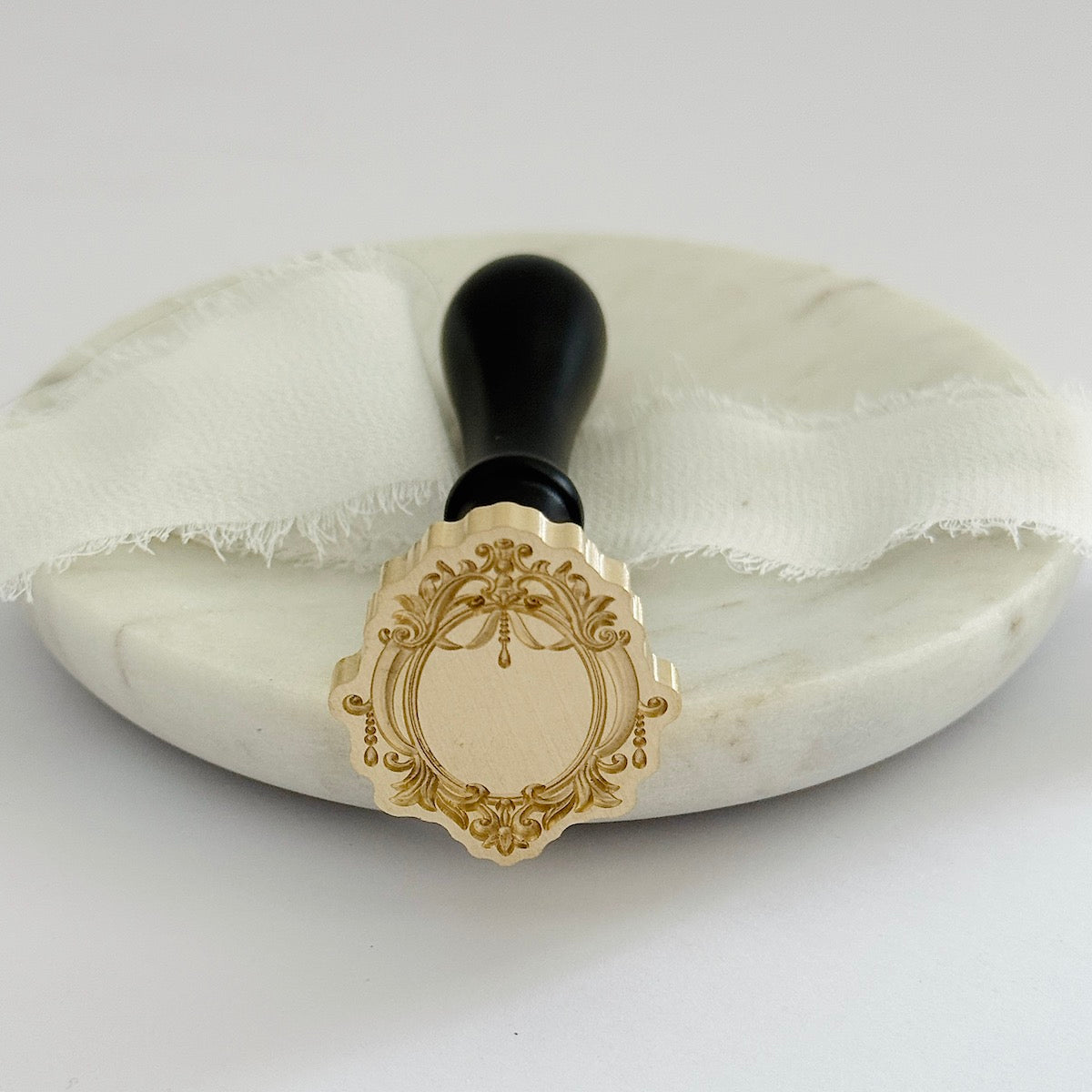 Oval Frame No. 8 Wax Stamp