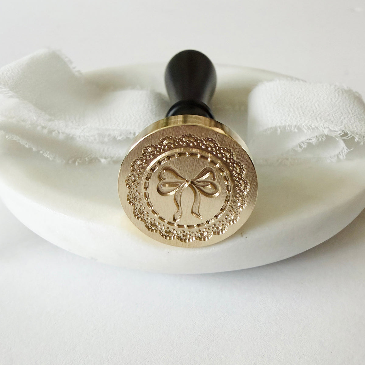 Bows & Lace Frame Wax Seal Stamp