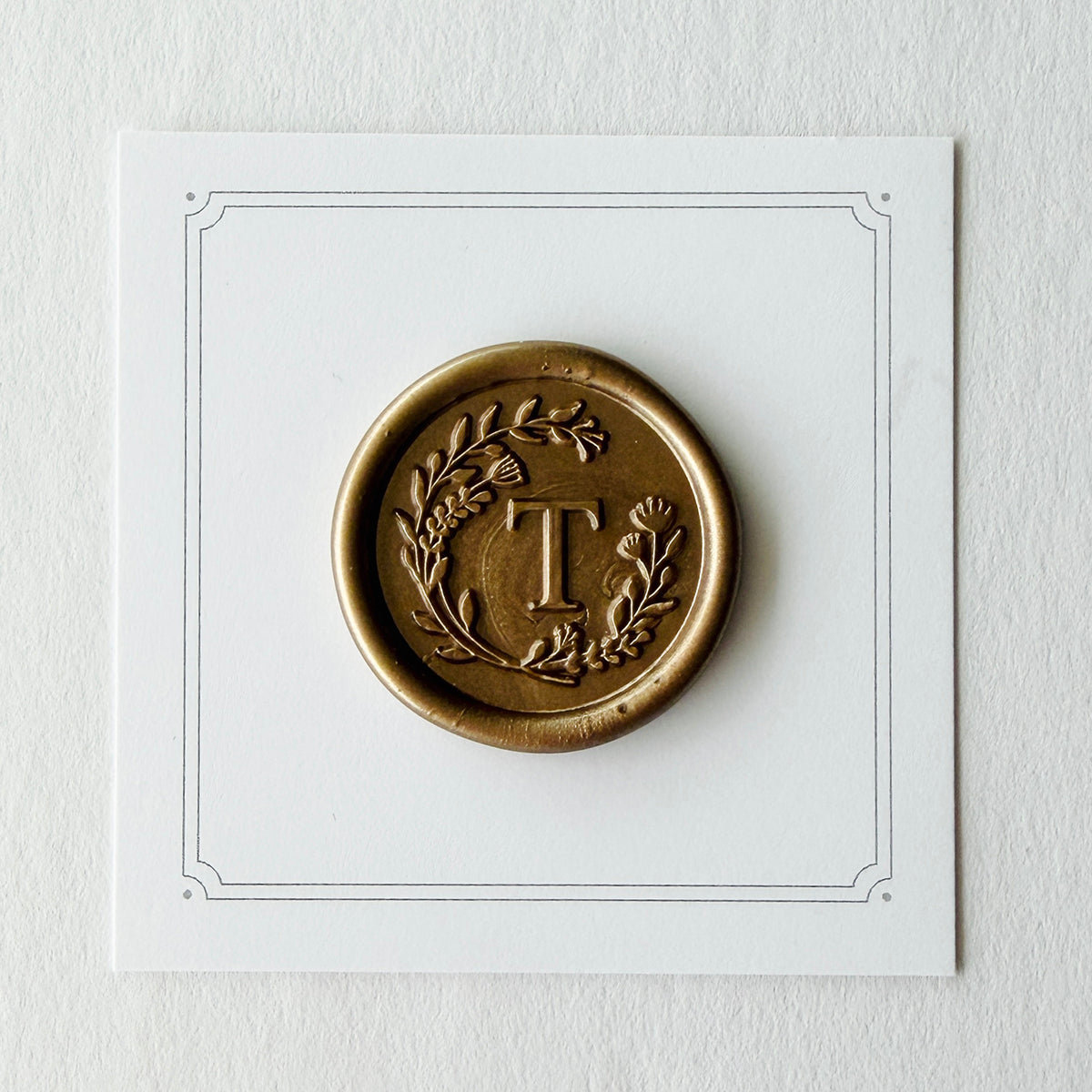 Initial Floral Wreath Round Wax Seal Stamp (A-Z)