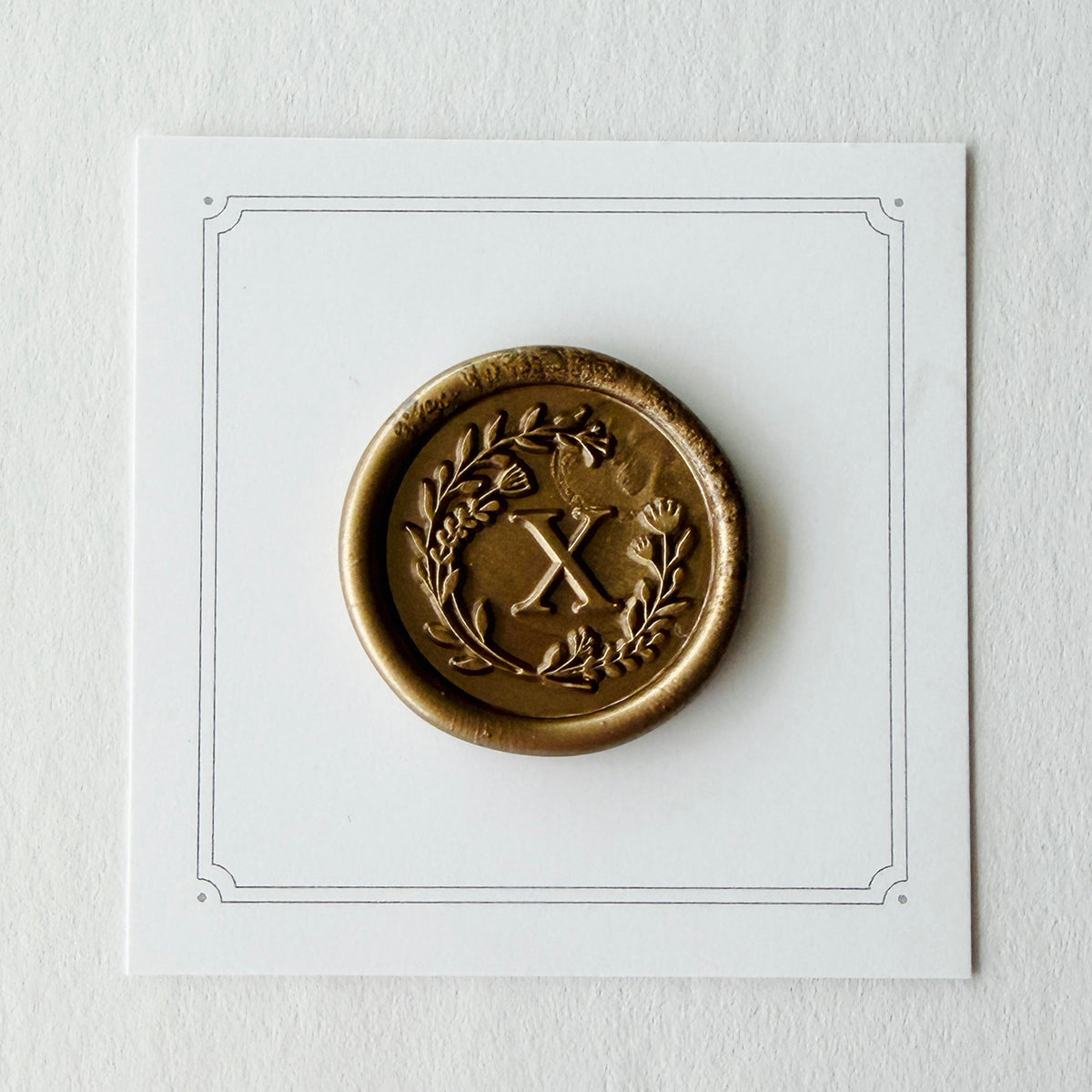 Initial Floral Wreath Round Wax Seal Stamp (A-Z)