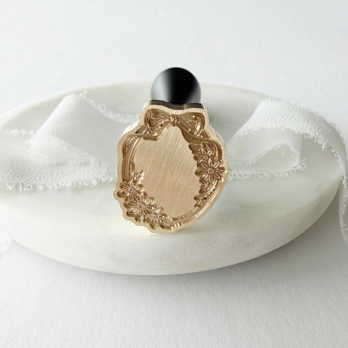 Oval Frame No. 10 Wax Stamp