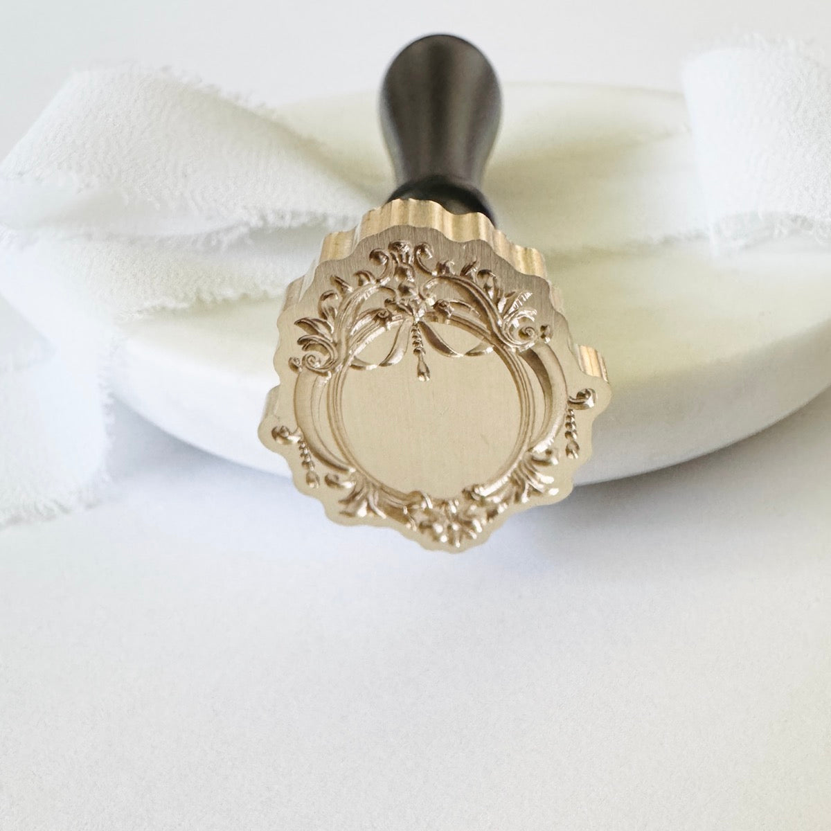 Oval Frame No. 8 Wax Stamp