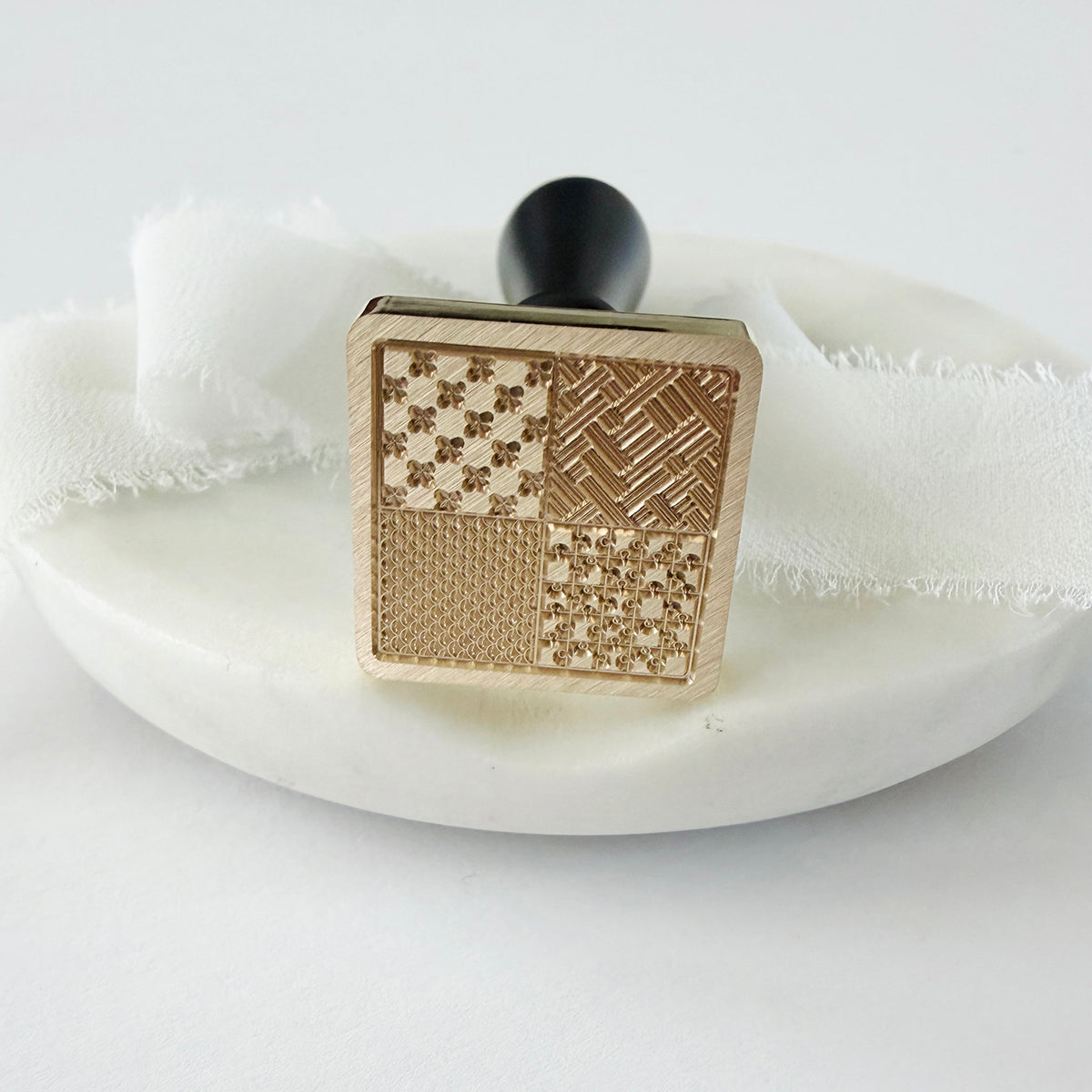 Quilt Grid Wax Seal Stamp