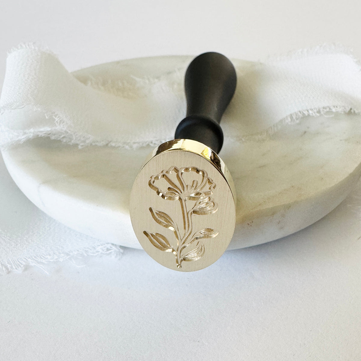 Simple Poppy Oval Wax Stamp